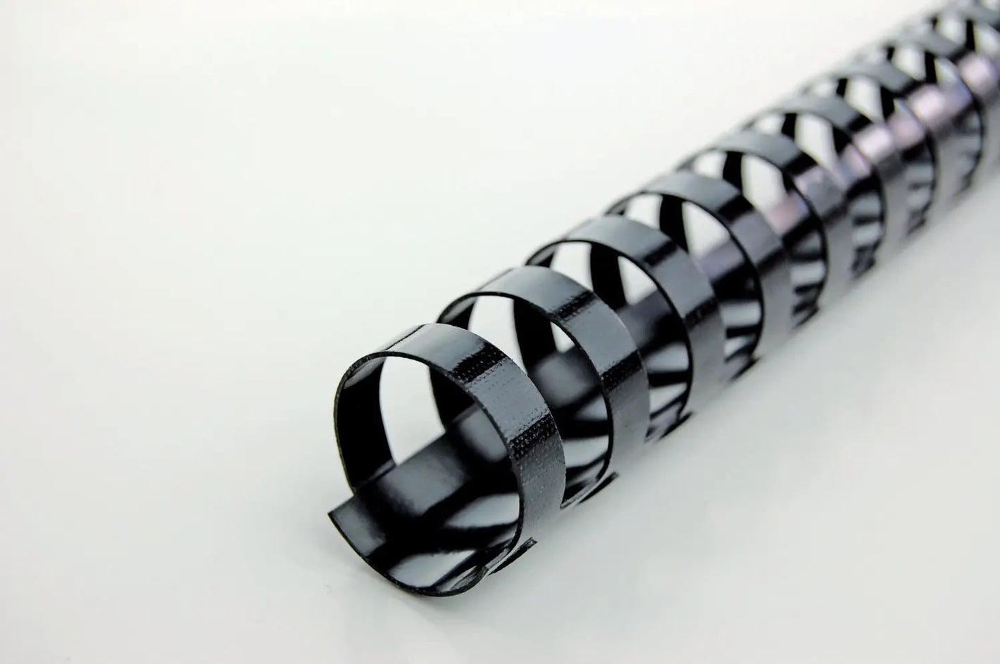 Anneaux Plastique Reliure Style et Flexibilité pour Vos Documents - Arboreal France