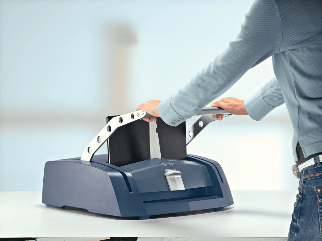 Document relié en couverture rigide impressBIND
