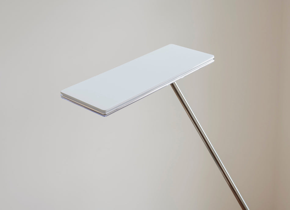 Lampe Humanscale Horizon 2.0, panneau LED fin et bras articulé