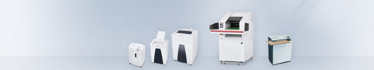 Gamme HSM : destructeurs de documents de bureau shredstar X13, SECURIO AF500 et P44i, destructeur de grande capacité Powerline FA 500.3 et matelasseur de carton ProfiPack P425 : destructeur de documents, broyeur de papier